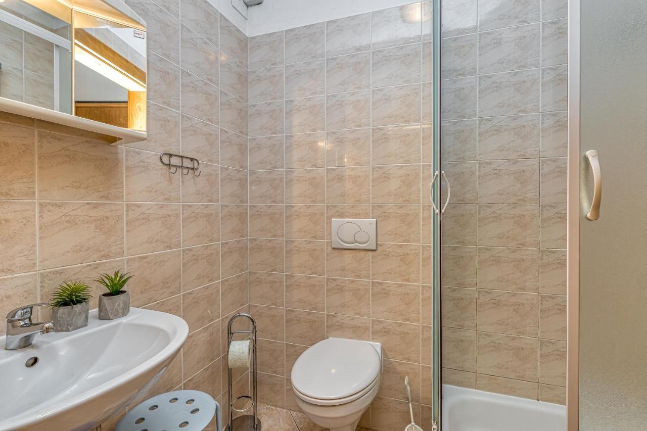 Sunrise Apartments Ровин Стая снимка